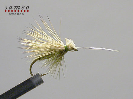 CDC Elk hair caddis